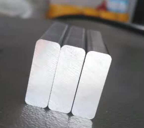 鋸印痕