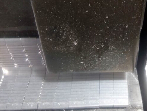 鋁合金鋸片切割毛刺